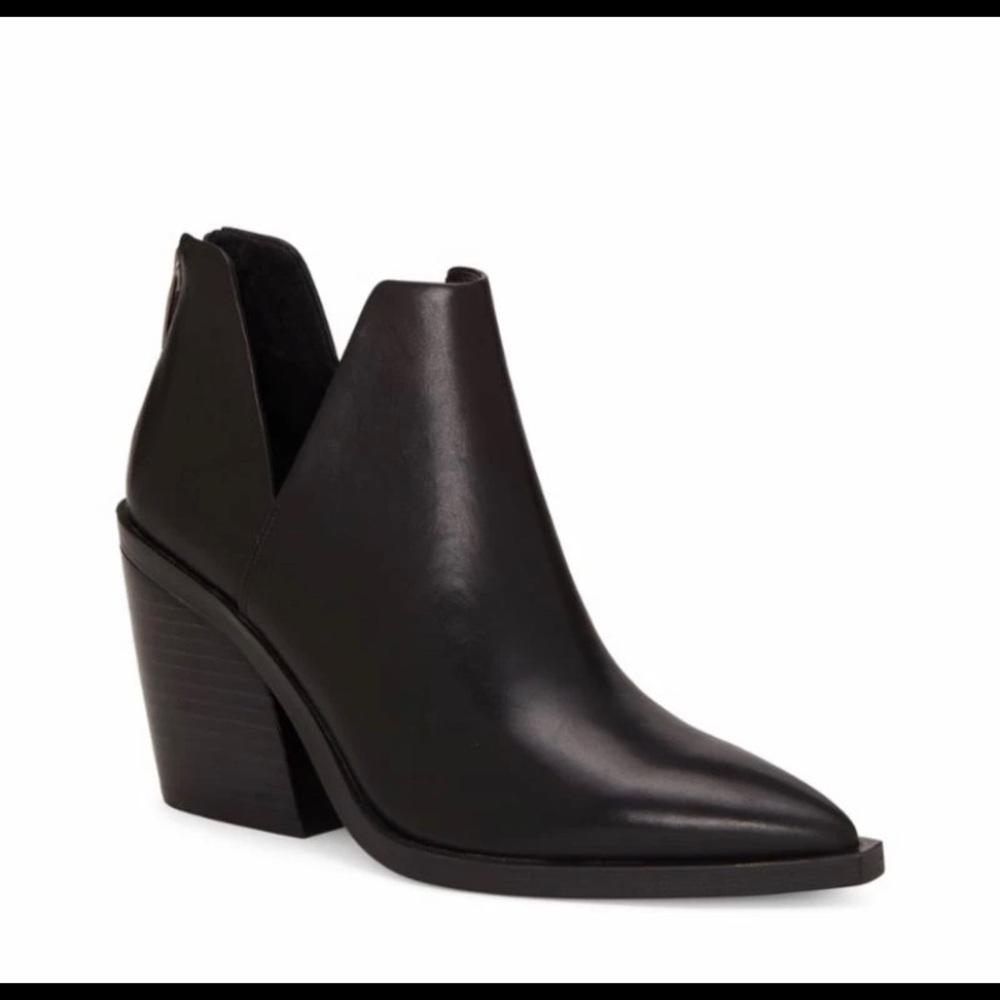 Vince Camuto Gigietta Booties